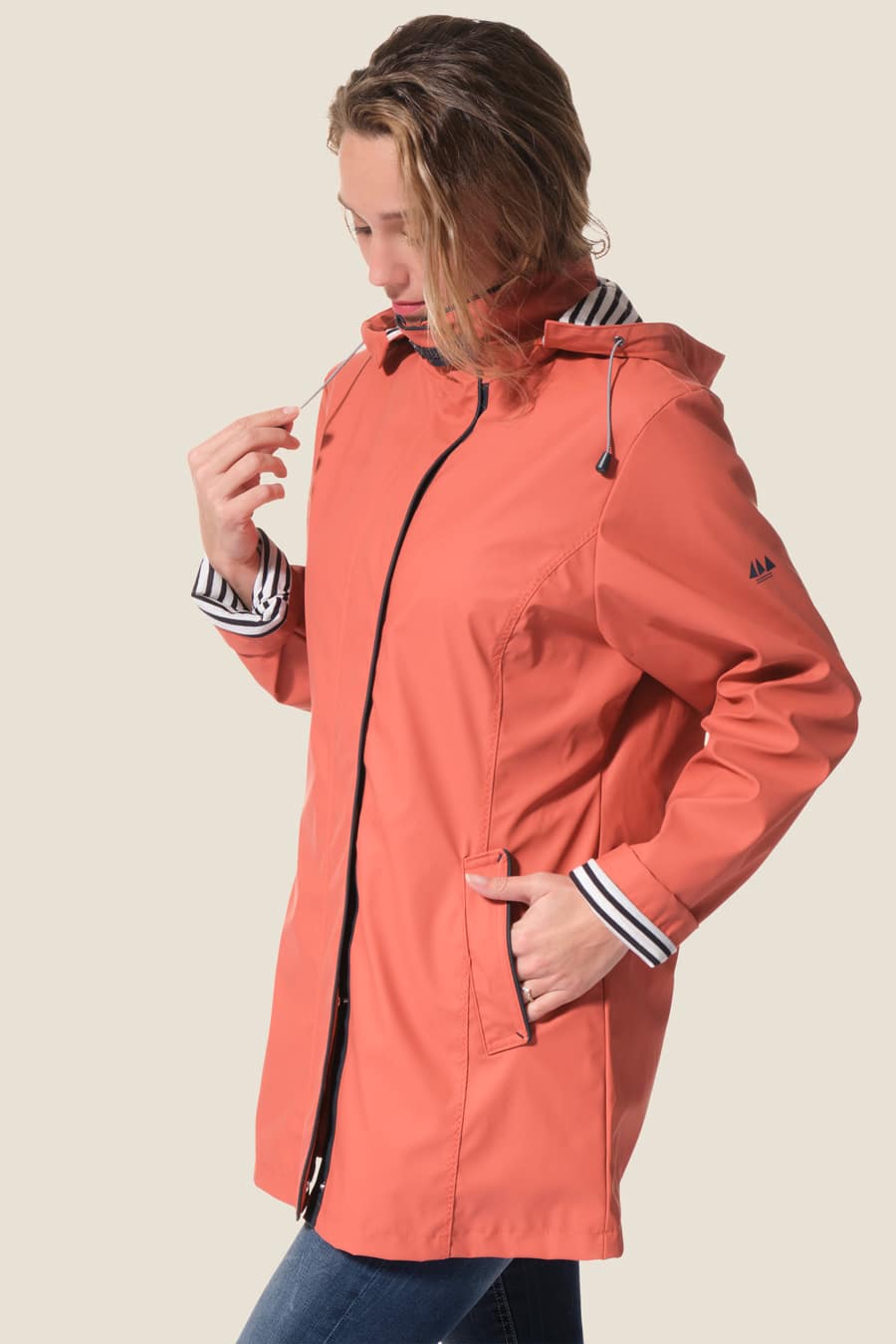 Aiga : Hublot navy waxed coat Aiga : ciré Hublot mode marine