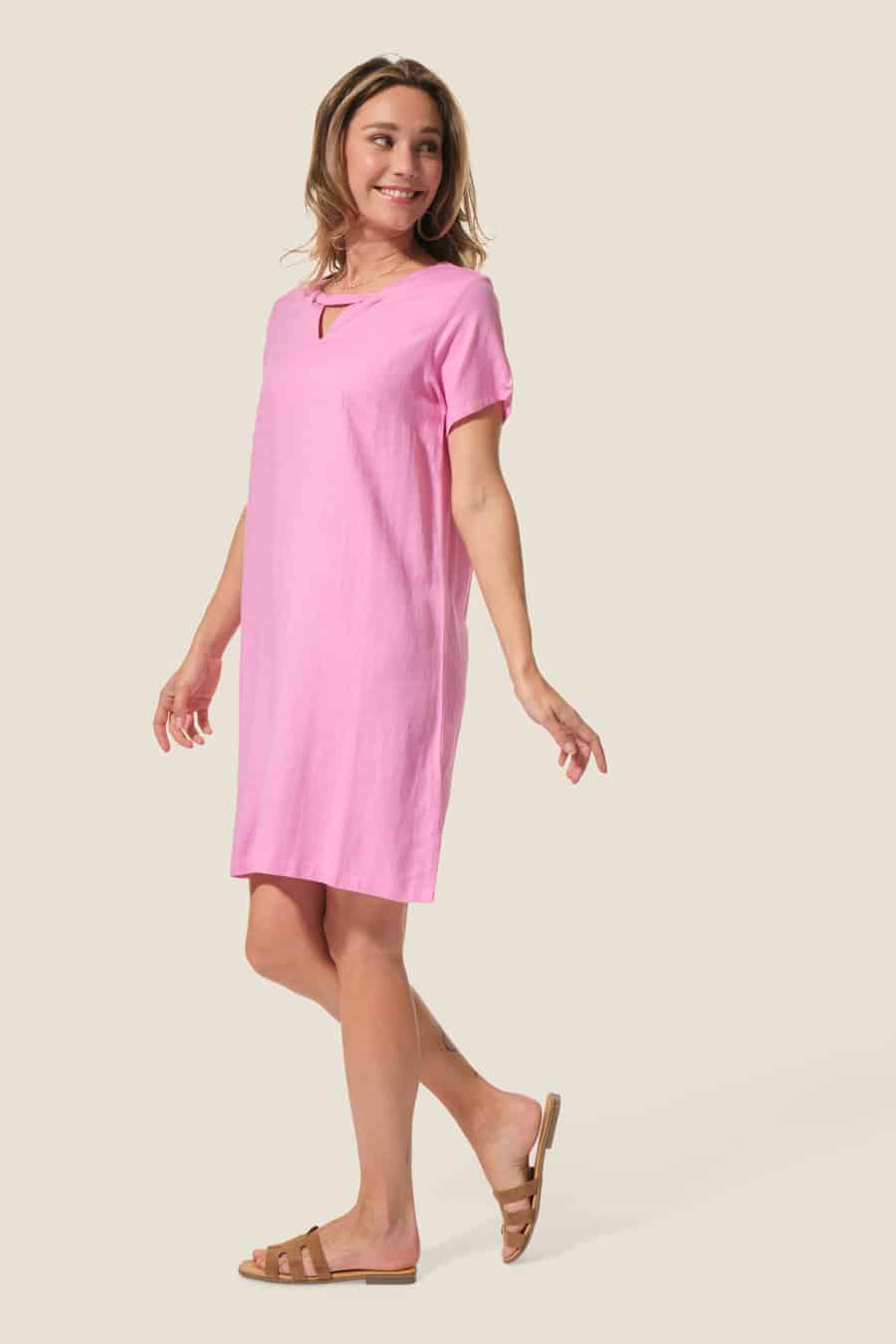 Majorque : robe lin  Hublot mode marine Majorque : robe lin  Hublot mode marine