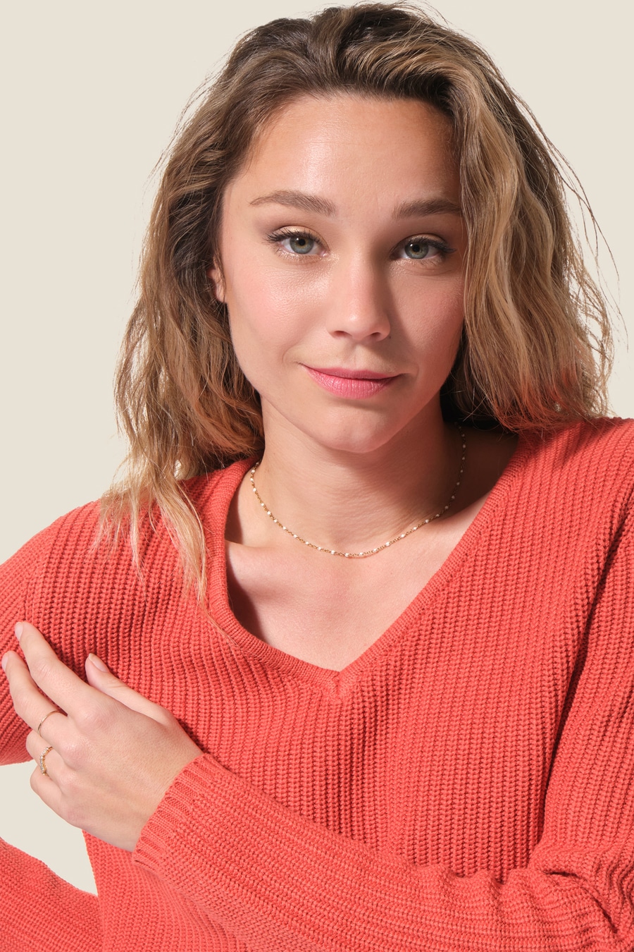 Pivoine : Hublot navy V-neck jumper Pivoine : pull col V Hublot mode marine