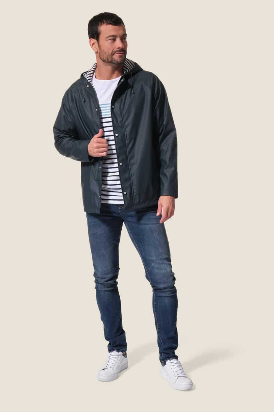 Proue : ciré Hublot mode marine Proue : ciré Hublot mode marine