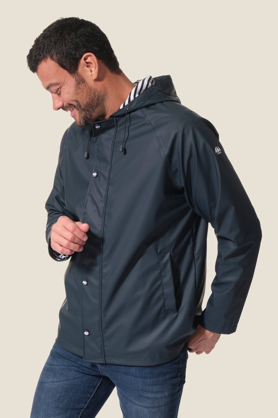 Proue : ciré Hublot mode marine Proue : ciré Hublot mode marine